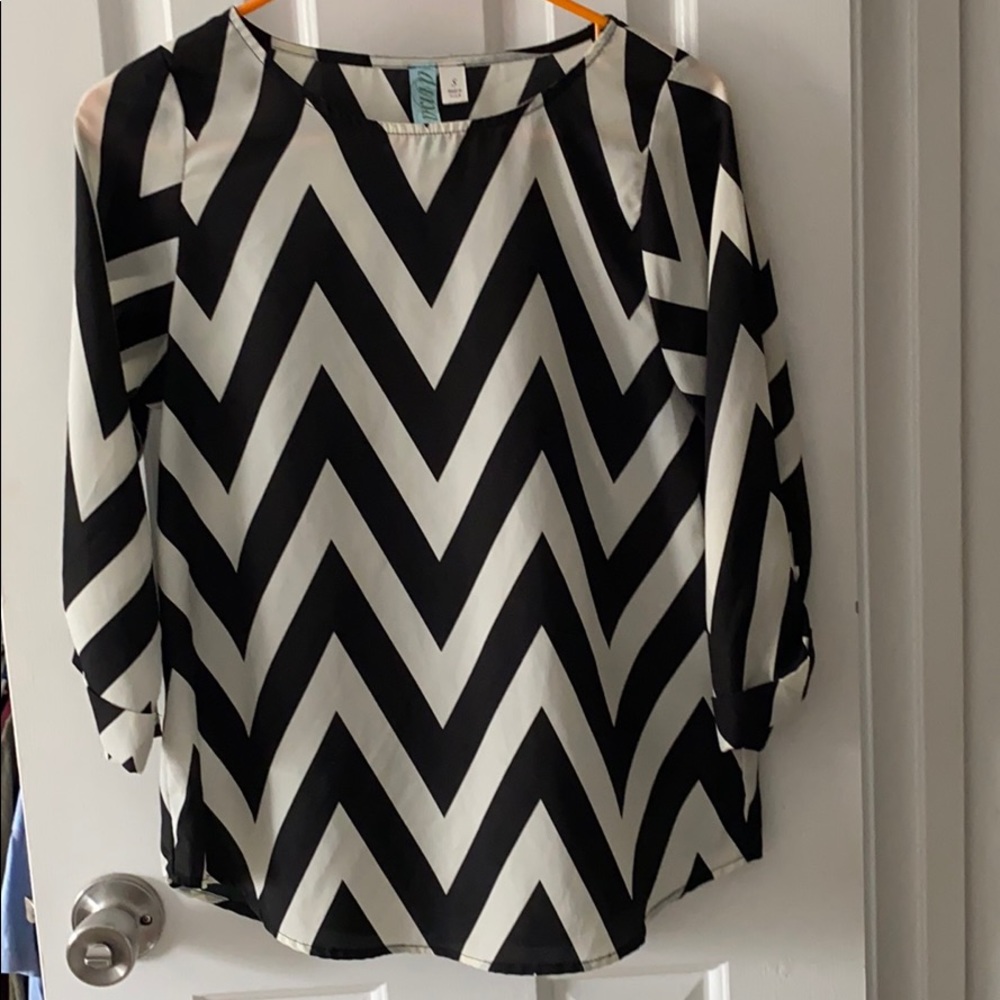 Black chevron Francesca’s blouse